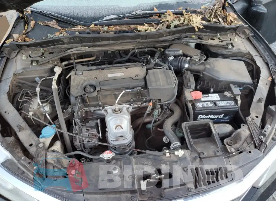 1HGCR2F5XGA171457 Photo# 11