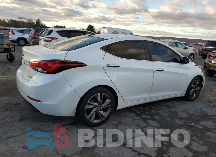 5NPDH4AE8GH747564 Photo# 3