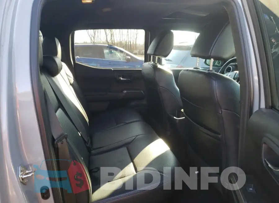 3TMCZ5AN4KM249931 Photo# 10