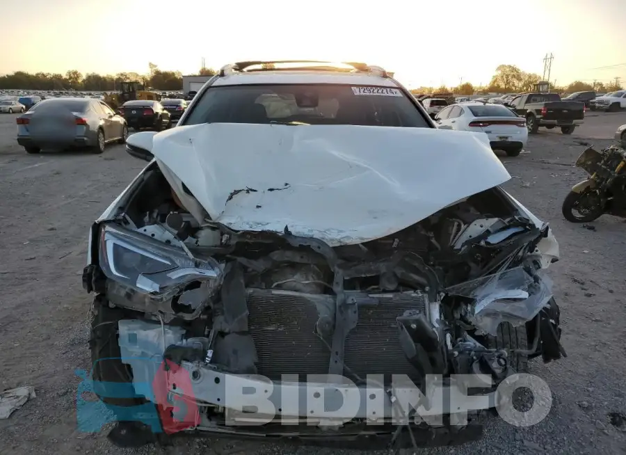 JTMWFREV6JJ724286 Photo# 5
