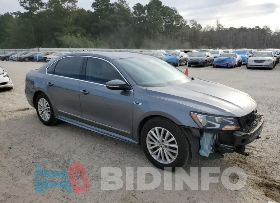 1VWDT7A37HC045504 Photo# 4