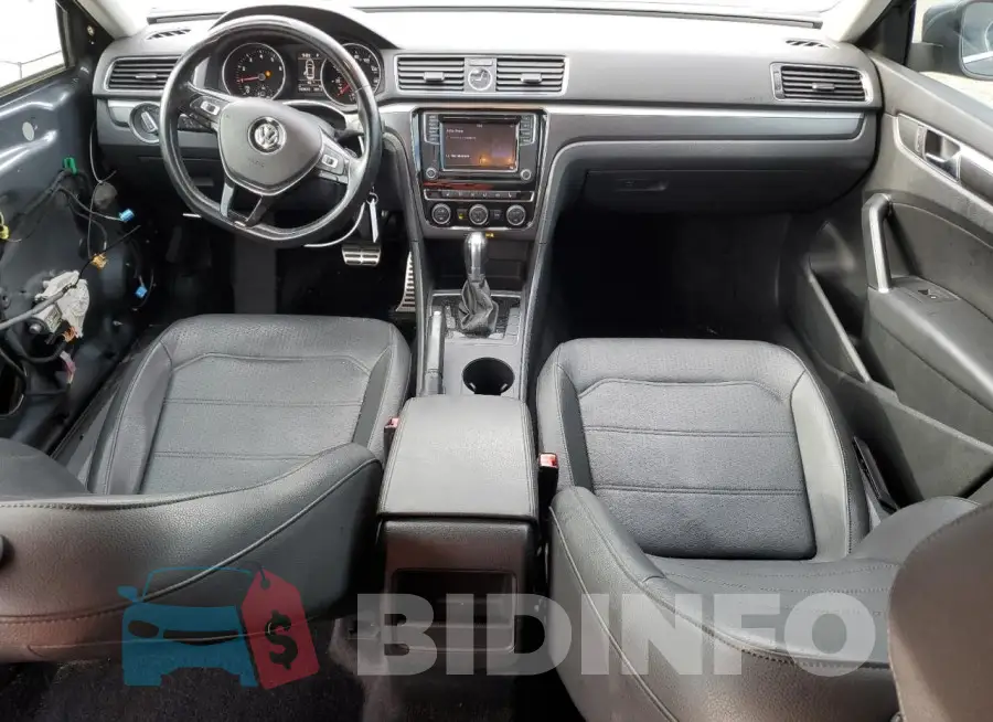 1VWDT7A37HC045504 Photo# 8