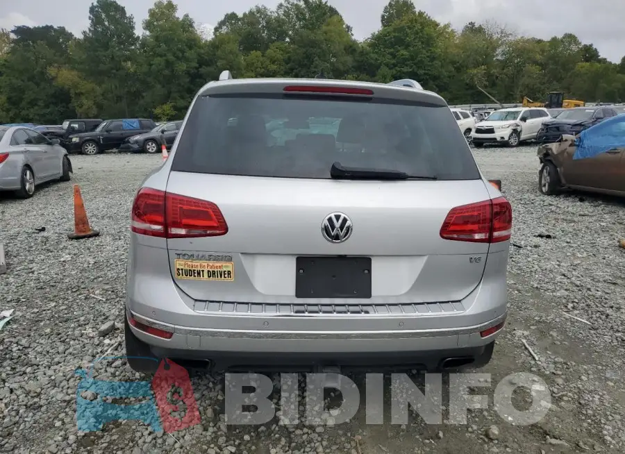 WVGEF9BP8GD010048 Photo# 6