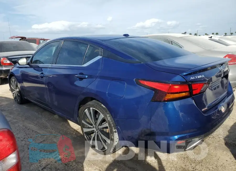 1N4BL4CV2LC156032 Photo# 2