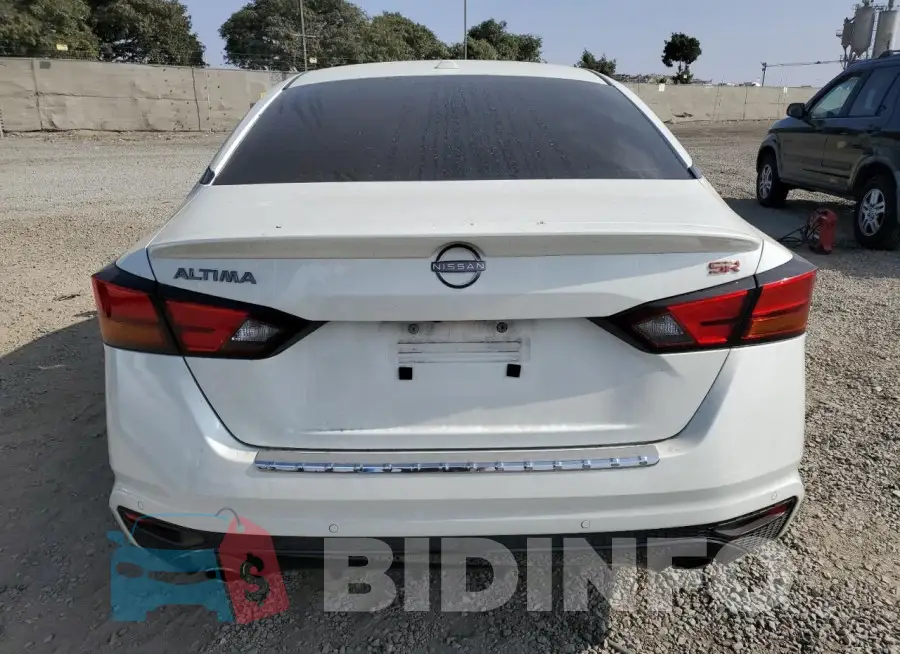 1N4BL4CV3PN328594 Photo# 6