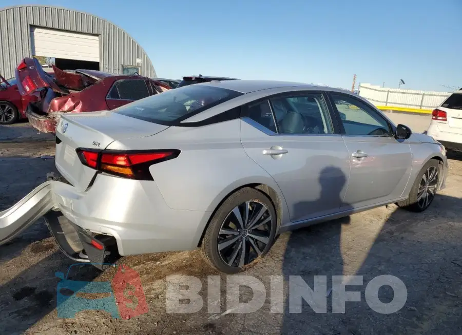 1N4BL4CV6NN304044 Photo# 3