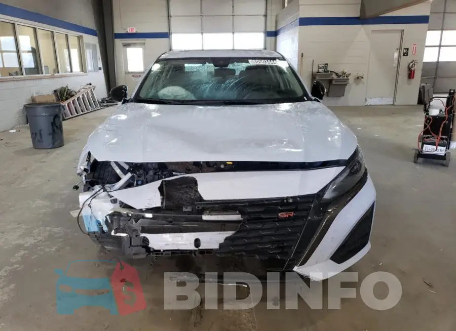 1N4BL4CV7PN360447 Photo# 5