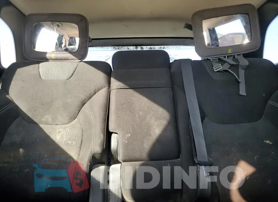 1C4PJLCB3FW655754 Photo# 10