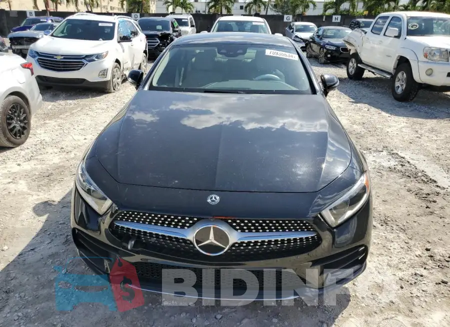 WDD2J5JB7KA039724 Photo# 5