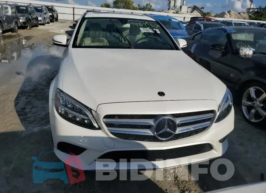 WDDWF8DB7KR461512 Photo# 5