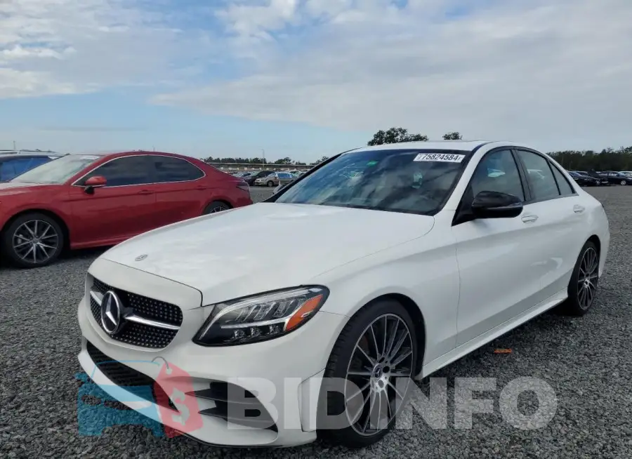 WDDWF8DB7KR483834 Photo# 1