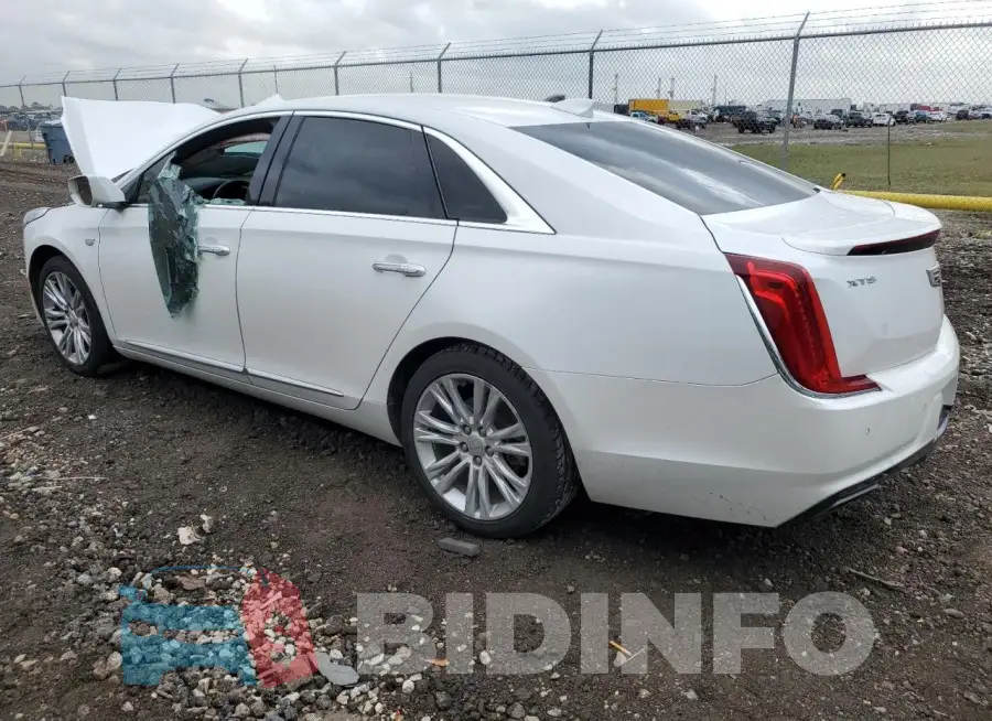 2G61M5S3XK9140971 Photo# 2