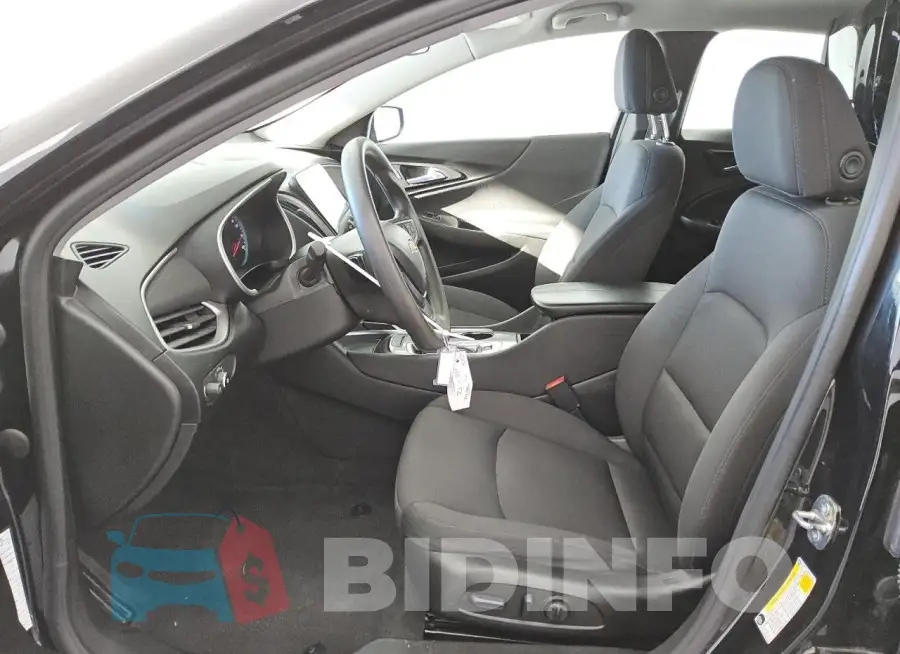 1G1ZD5ST6NF121418 Photo# 7