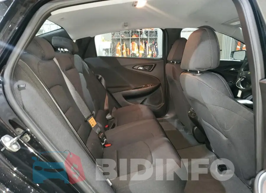 1G1ZD5ST8RF203110 Photo# 10