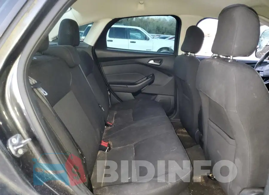 1FADP3F2XHL313953 Photo# 10
