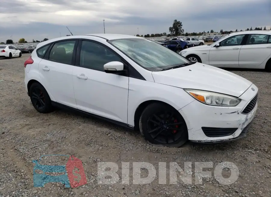 1FADP3K22GL263795 Photo# 4