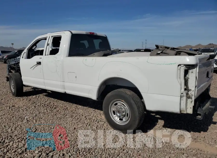 1FT7X2A67KEC70681 Photo# 2