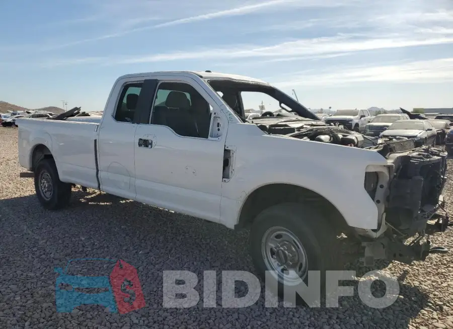 1FT7X2A67KEC70681 Photo# 4