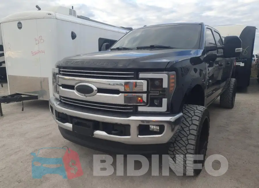 1FT8W3BT1JEC36736 Photo# 1