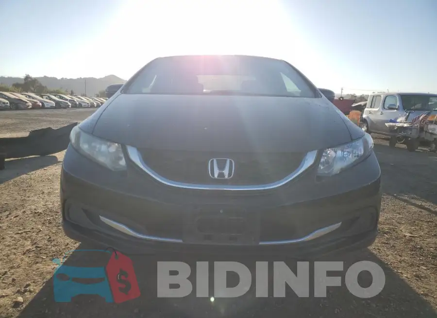19XFB2F82FE209107 Photo# 5