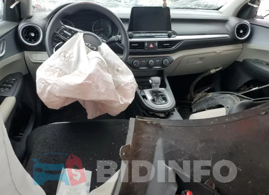 3KPF24AD8PE553557 Photo# 8