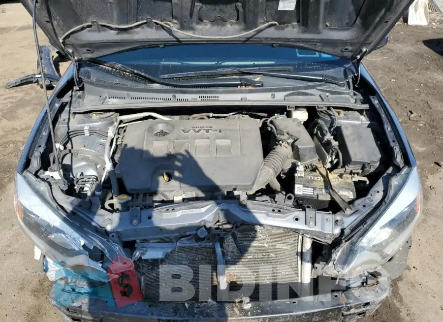 2T1BURHE5FC476440 Photo# 11