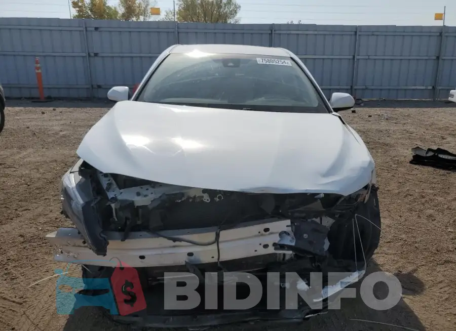 4T1G11AK5MU428027 Photo# 5