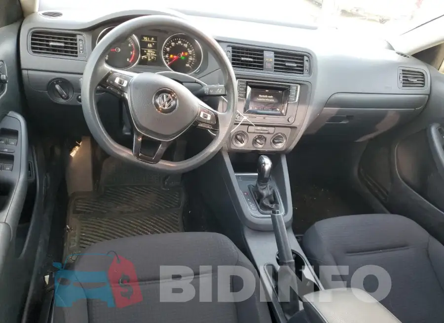 3VW267AJ0GM216913 Photo# 8