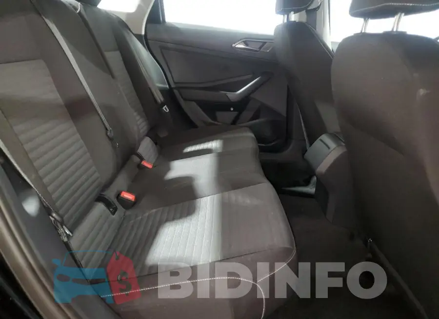 3VW5M7BU6RM077935 Photo# 10