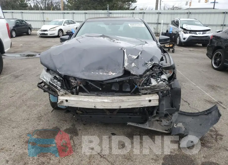 19UUB2F76FA017367 Photo# 5
