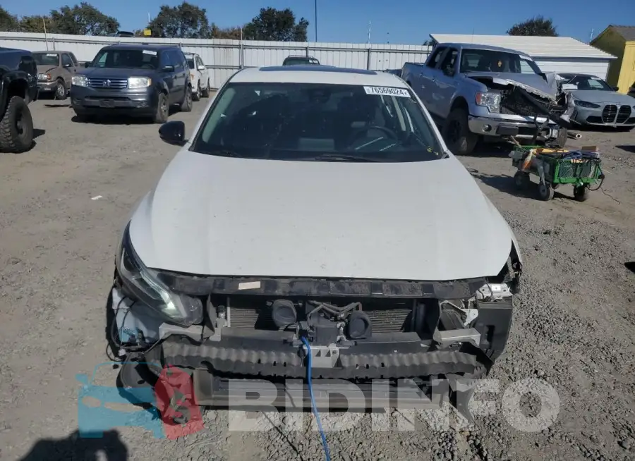 1N4BL4CV3LN313281 Photo# 5