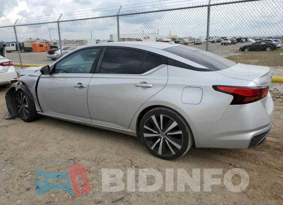 1N4BL4CV6LC130176 Photo# 2