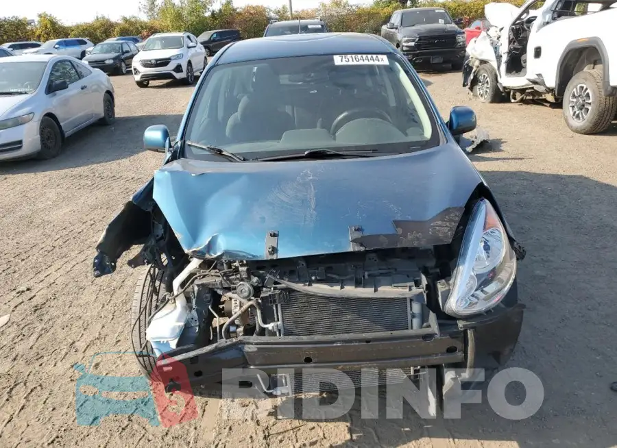 3N1CK3CP8HL263338 Photo# 5