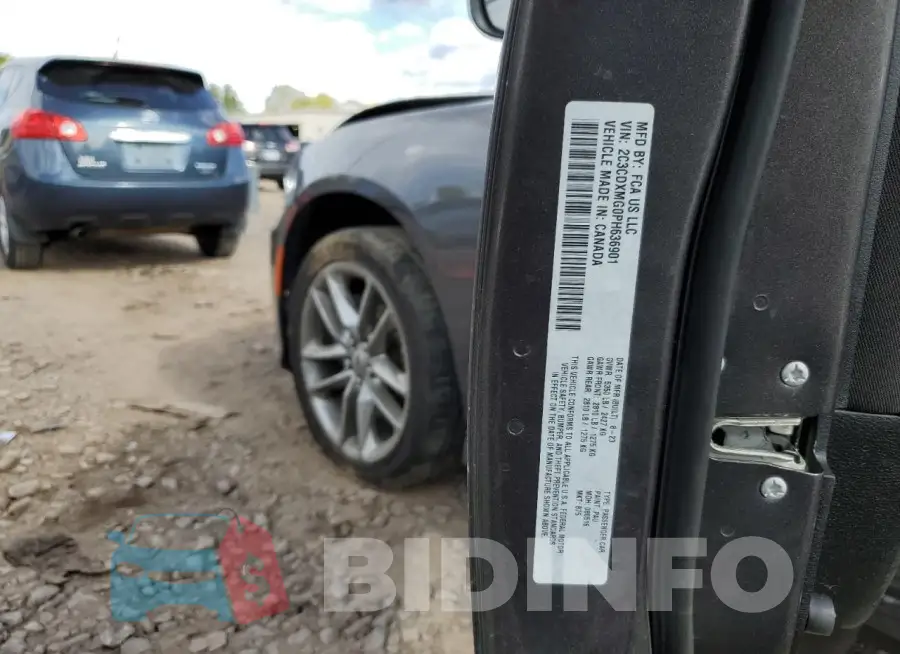 2C3CDXMG0PH636901 Photo# 13