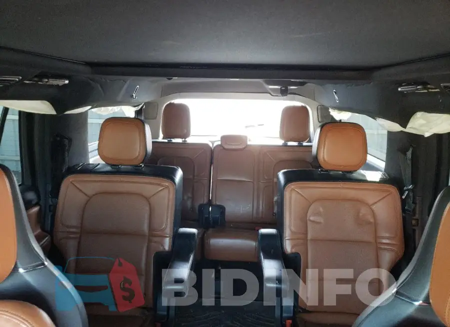 5LMJJ3LT1LEL20310 Photo# 10
