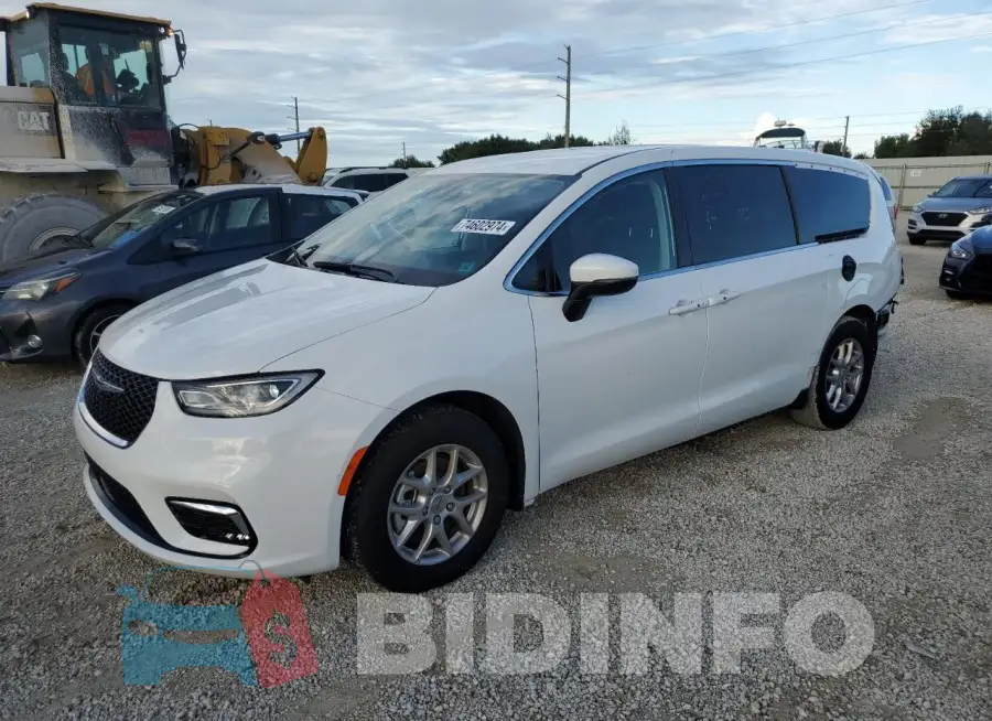 2C4RC1BG2PR629516 Photo# 1