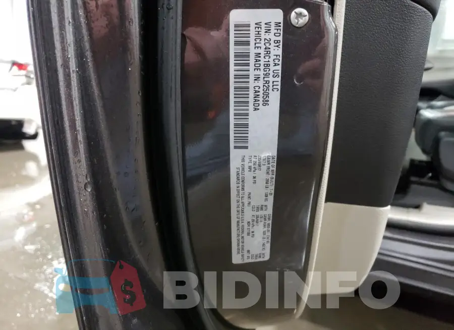 2C4RC1BG9LR250586 Photo# 14