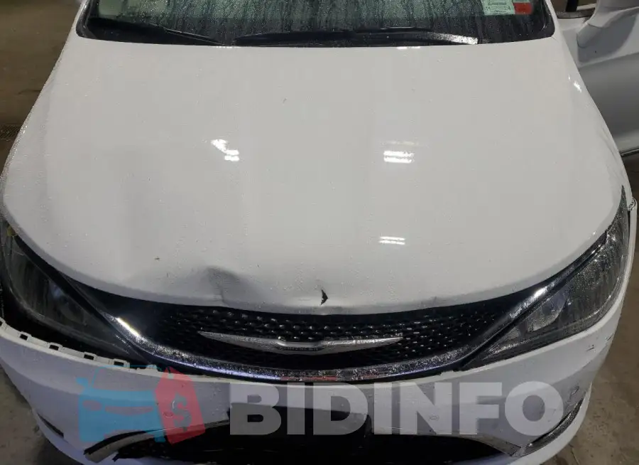 2C4RC1EG6HR633372 Photo# 12