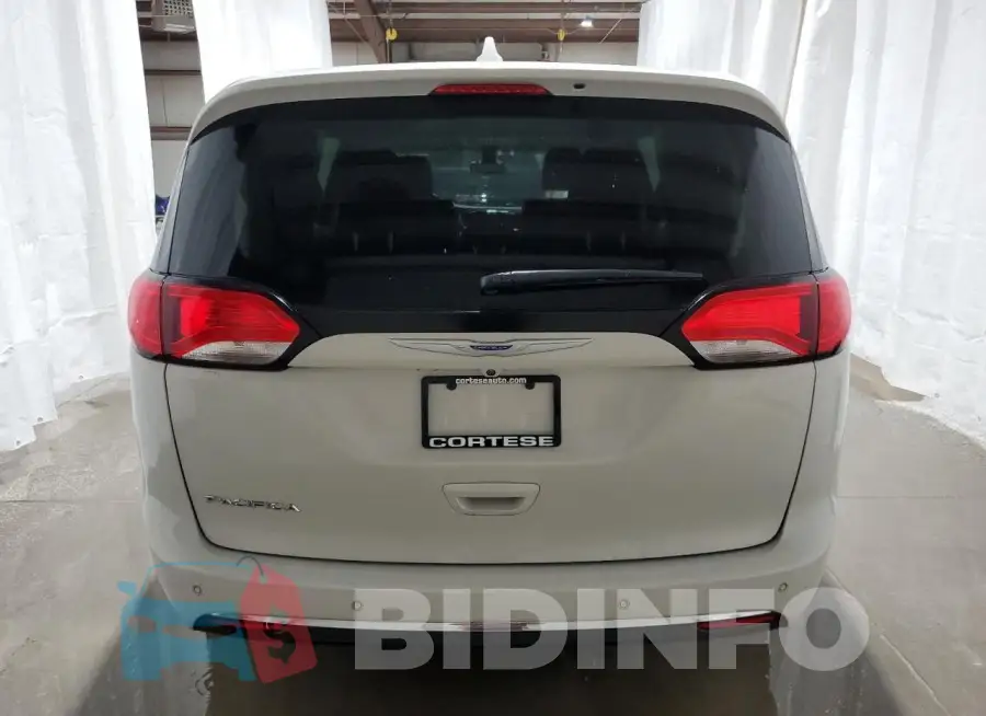 2C4RC1FG5LR281540 Photo# 6