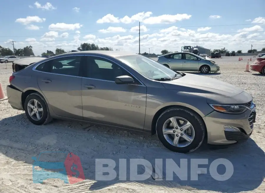 1G1ZC5ST5NF187154 Photo# 4