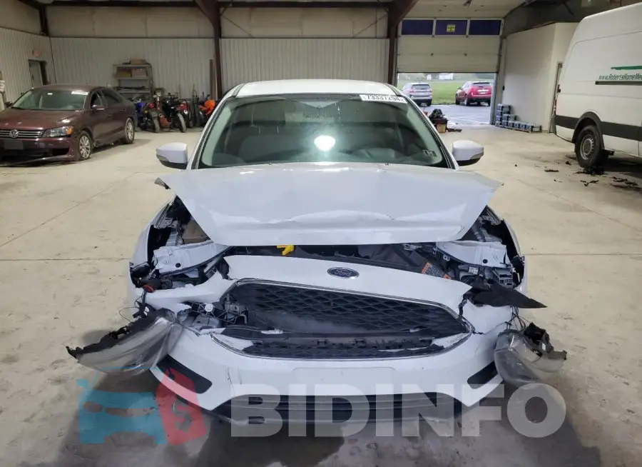 1FADP3F21GL372226 Photo# 5