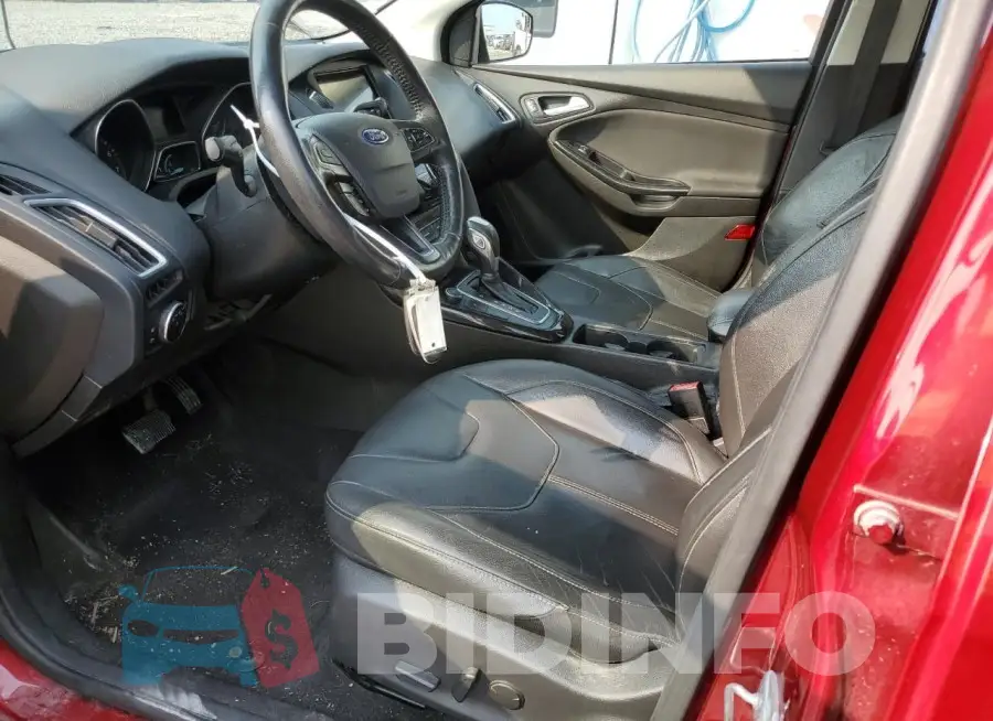 1FADP3N20GL369352 Photo# 7