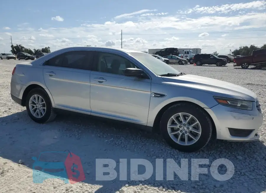 1FAHP2D80FG128903 Photo# 4