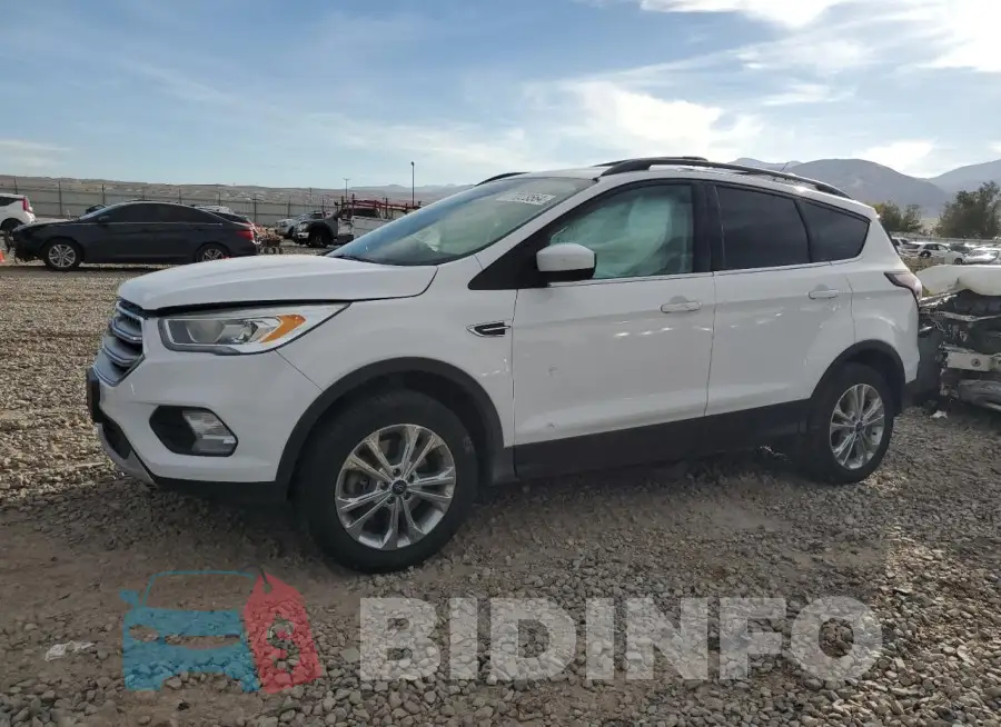1FMCU9G96HUE09680 Photo# 1