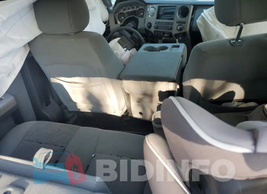 1FT7W2B69GEA00246 Photo# 10