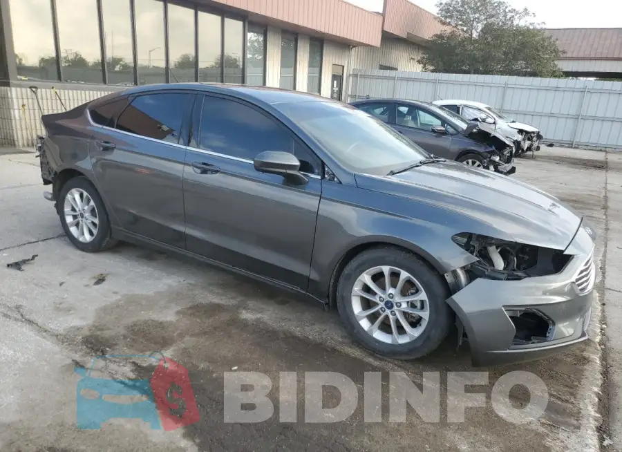 3FA6P0H7XJR175452 Photo# 4