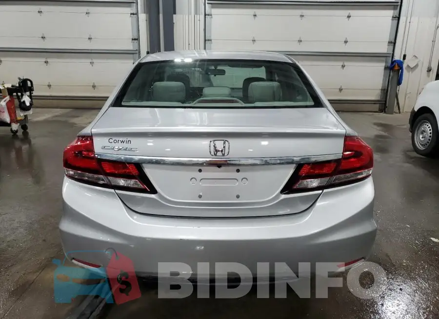 19XFB2F57FE044127 Photo# 6