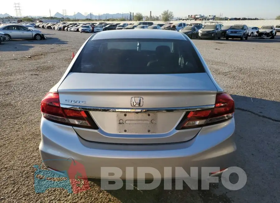 19XFB2F73FE228367 Photo# 6