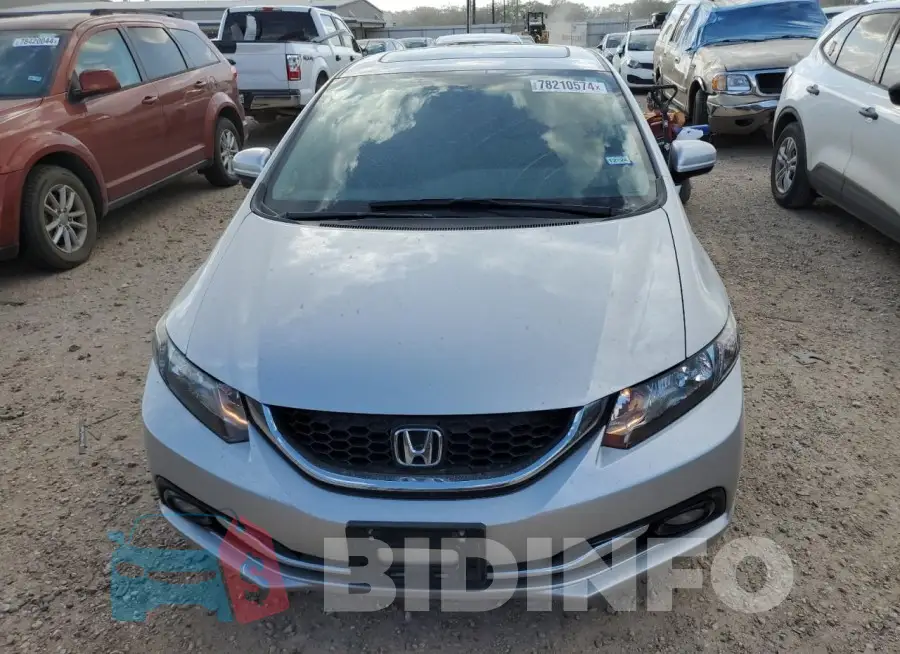 19XFB2F96FE011154 Photo# 5