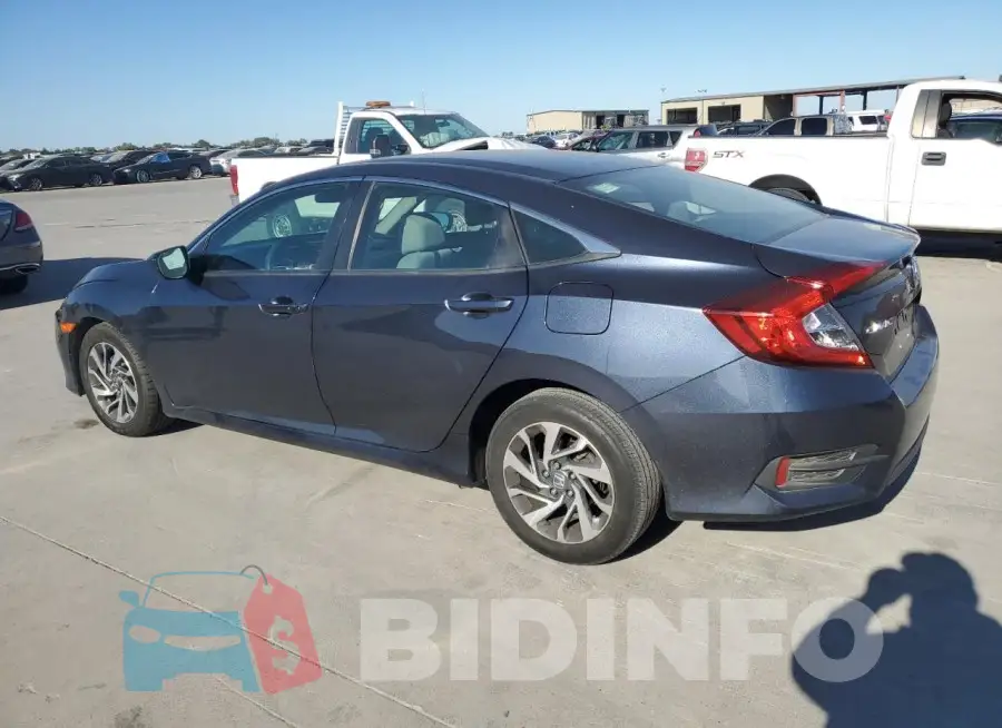 19XFC2F70GE245707 Photo# 2